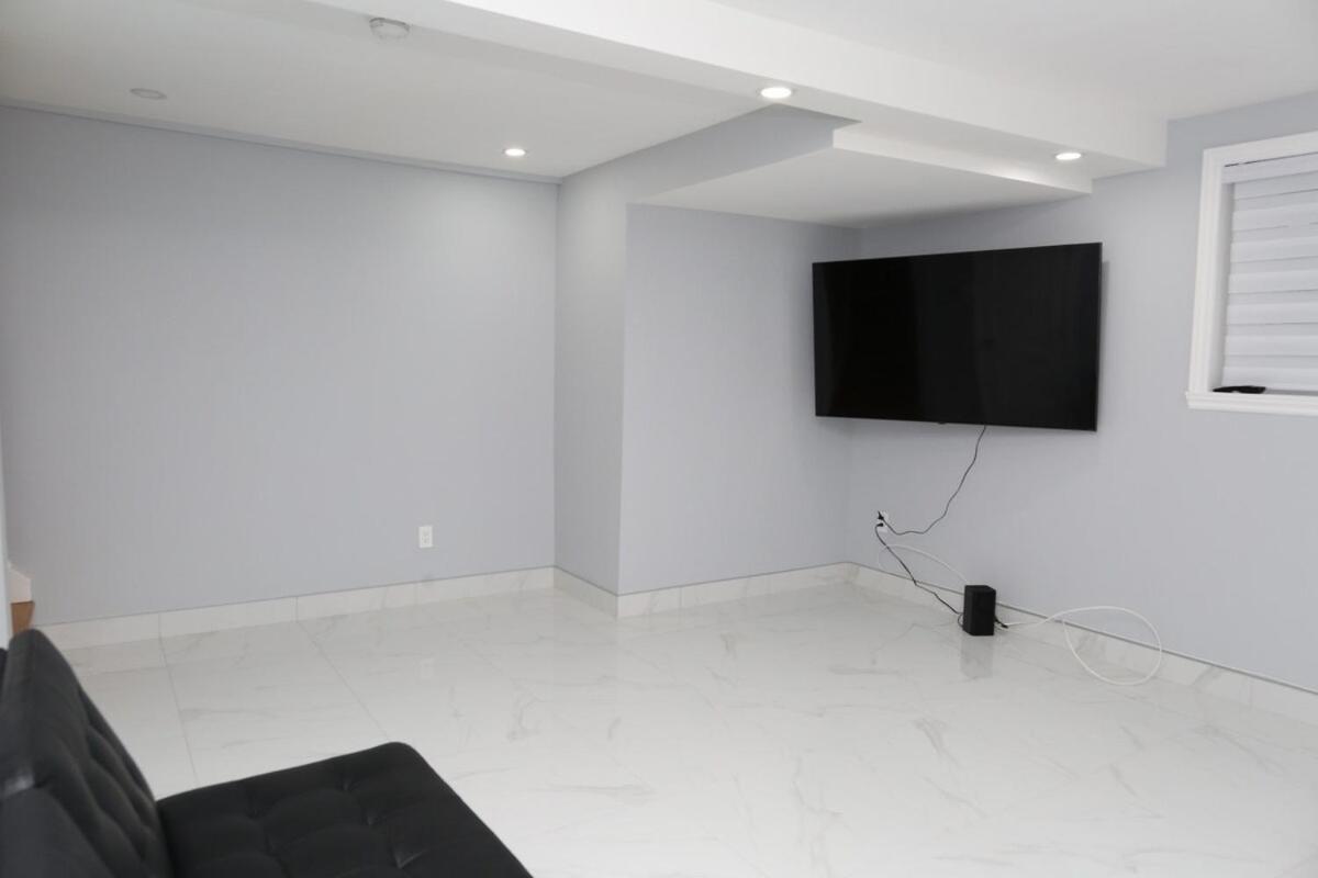 Appartement 3 Avec Sous-sol Laval